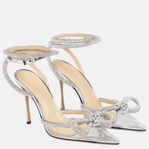 MACH & MACH
Double Bow embellished pumps size 37.5
Used condition